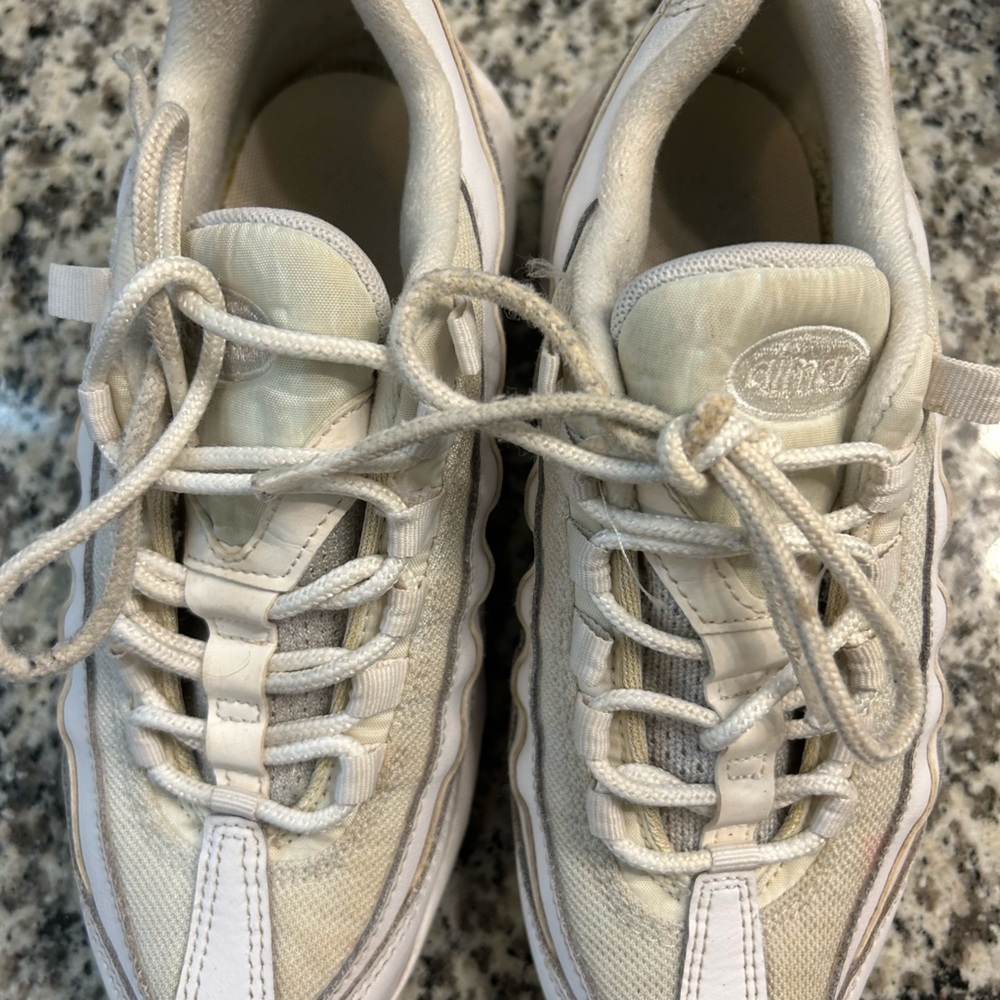 Boys Nike Airmax 5.5